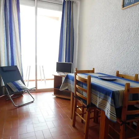 Calme Avec Loggia, Vue Mer, Pour 2 Personnes - Fr-1-750-103 * Canet-en-Roussillon